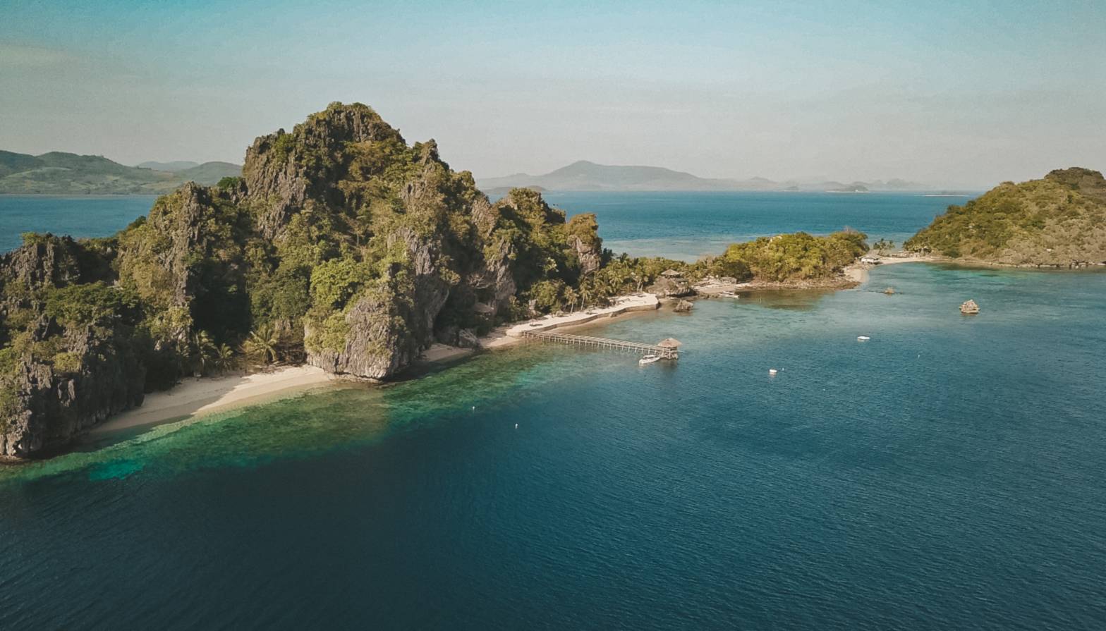 foro-drone-floral-island-philippines-filippine-ocenao